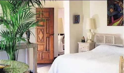 Mangio Fango Hotel et Spa Les Les Saintes-Maries-de-la-Mer 4*,